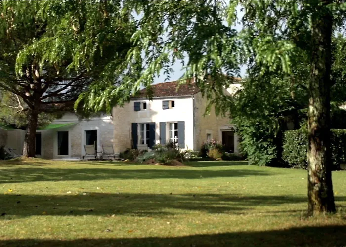 Hotel Domaine De L'espal Meursac